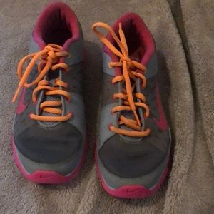 Nike tennis shoes, size 8